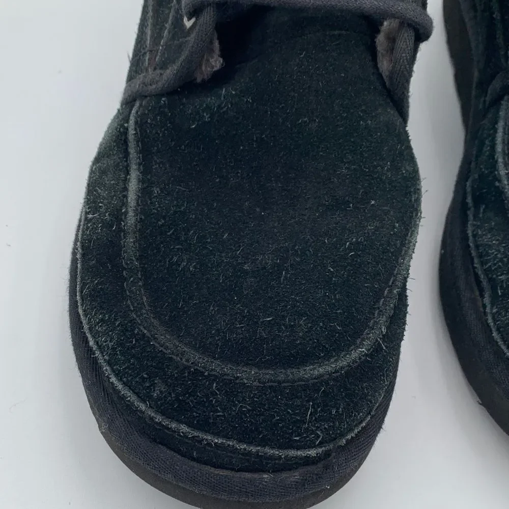 UGG Neumel Men’s Black Suede Lace-Up Chukka Boots size 11